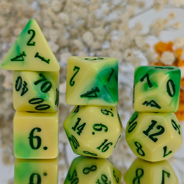 Jeu de dés DND en acrylique à  - Board Game Digital avis et prix